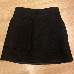 COS BLACK MINI SKIRT